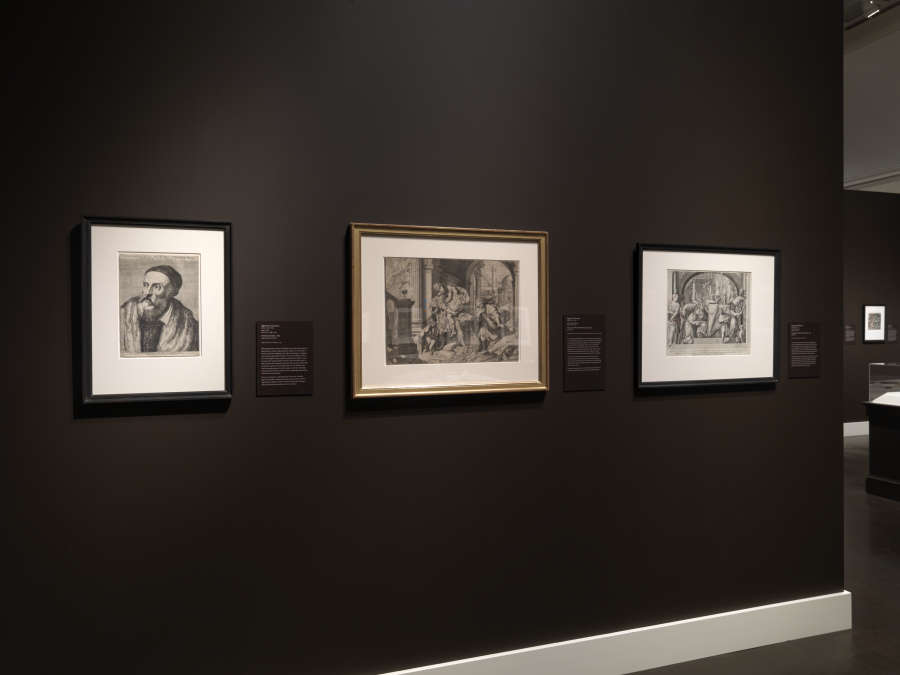 view exhibition image