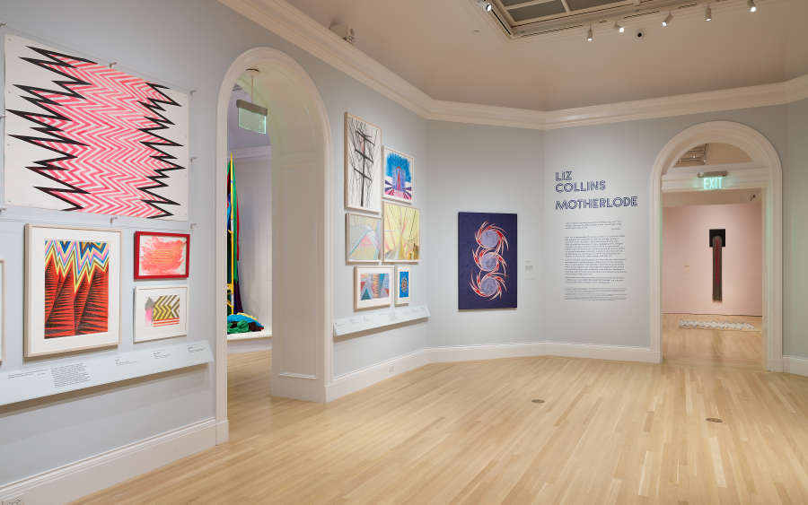 view exhibition image