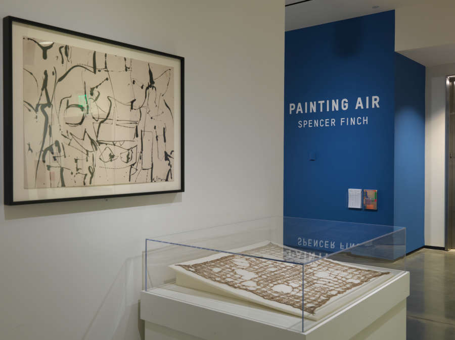 view exhibition image