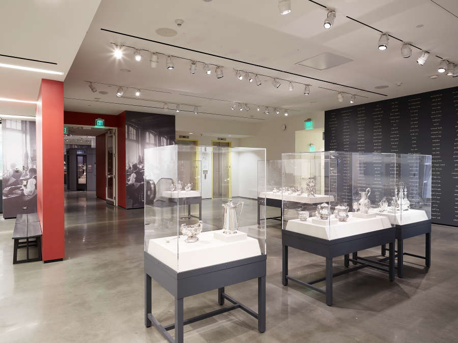 view exhibition image