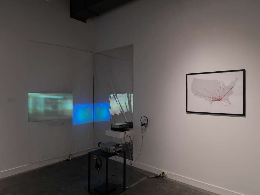 view exhibition image