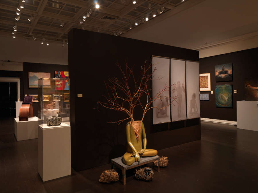 view exhibition image