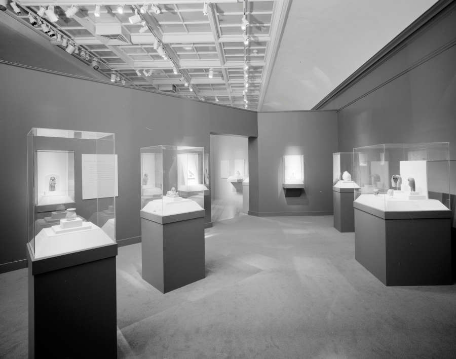 view exhibition image