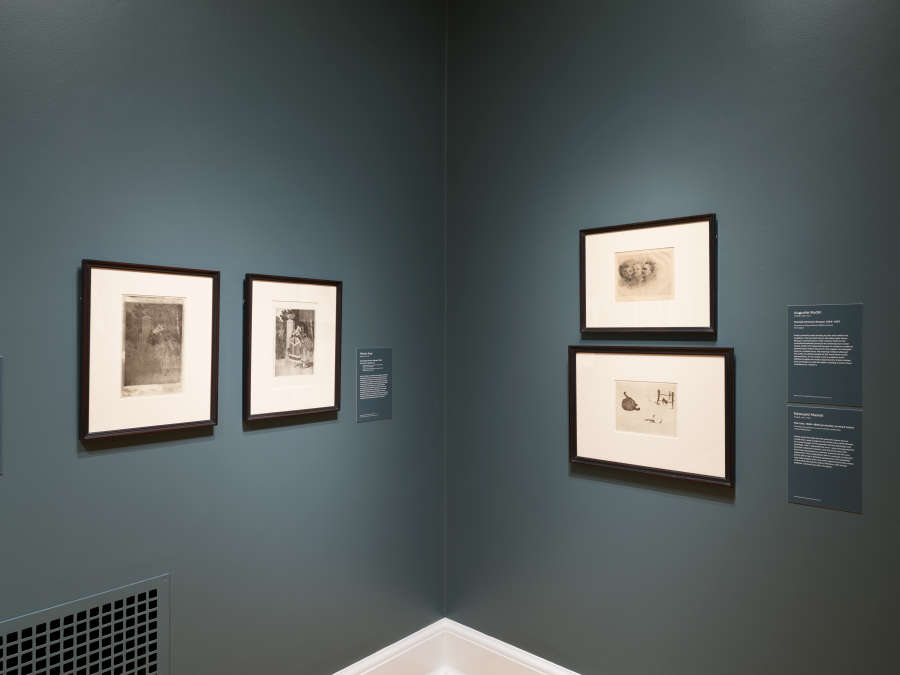 view exhibition image