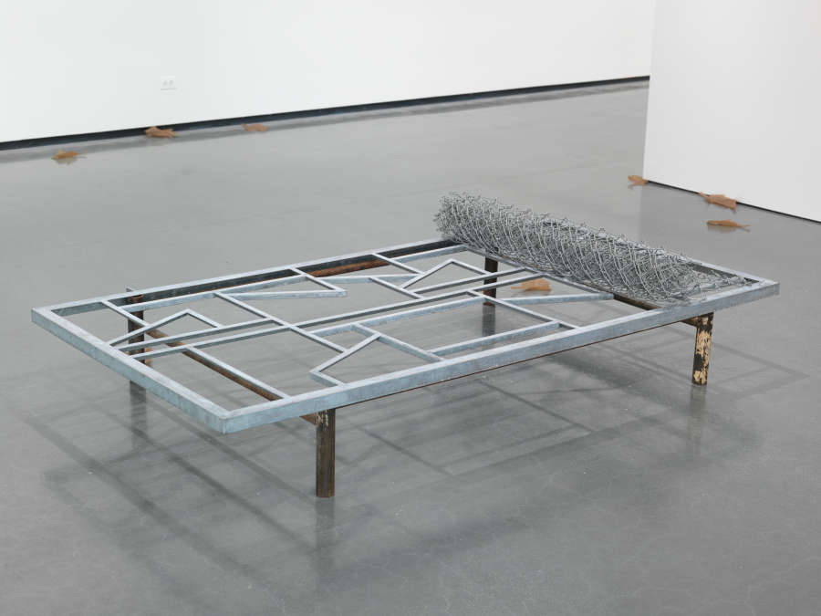 view exhibition image