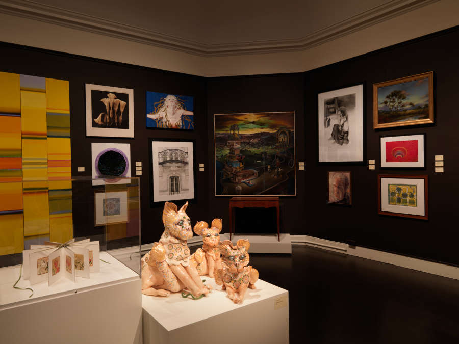 view exhibition image