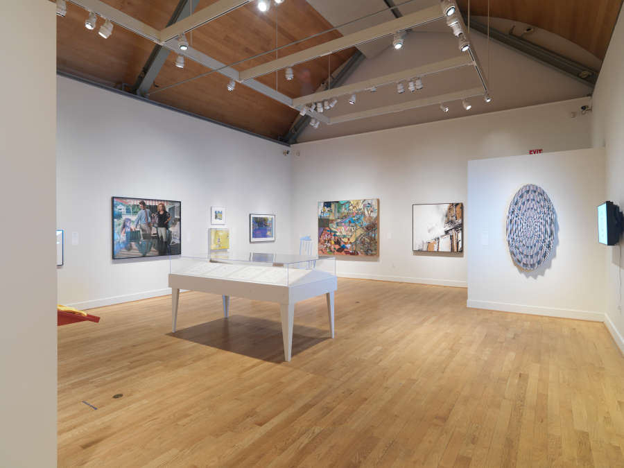 view exhibition image