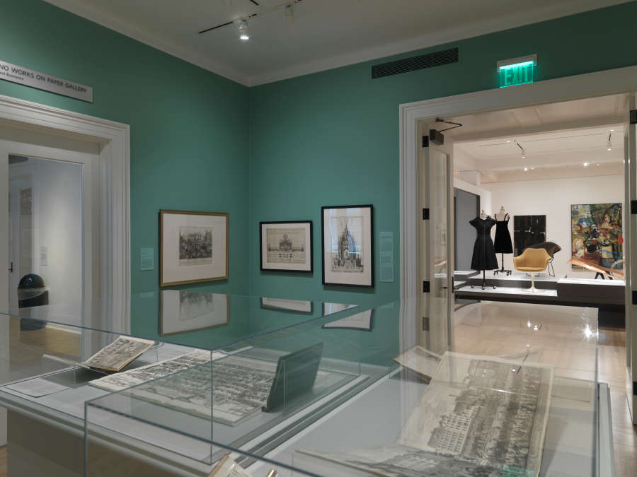 view exhibition image