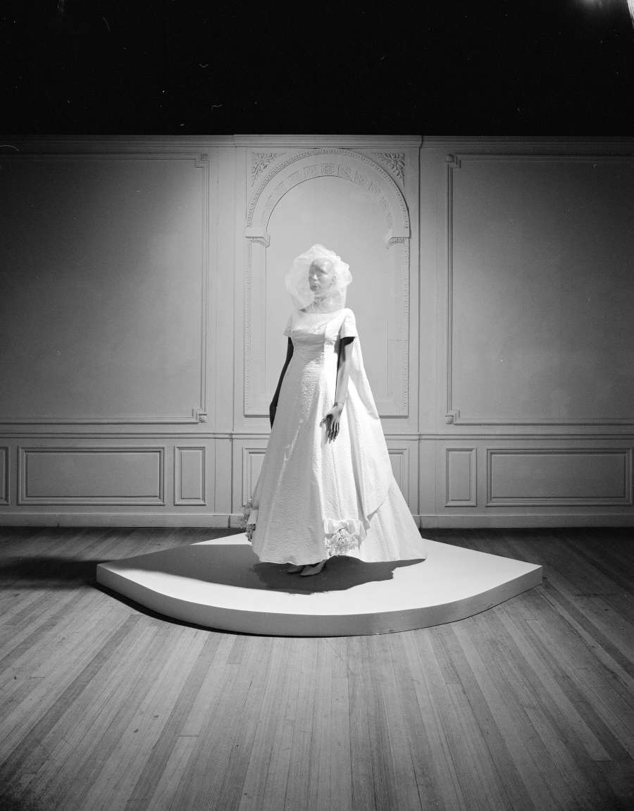 view exhibition image