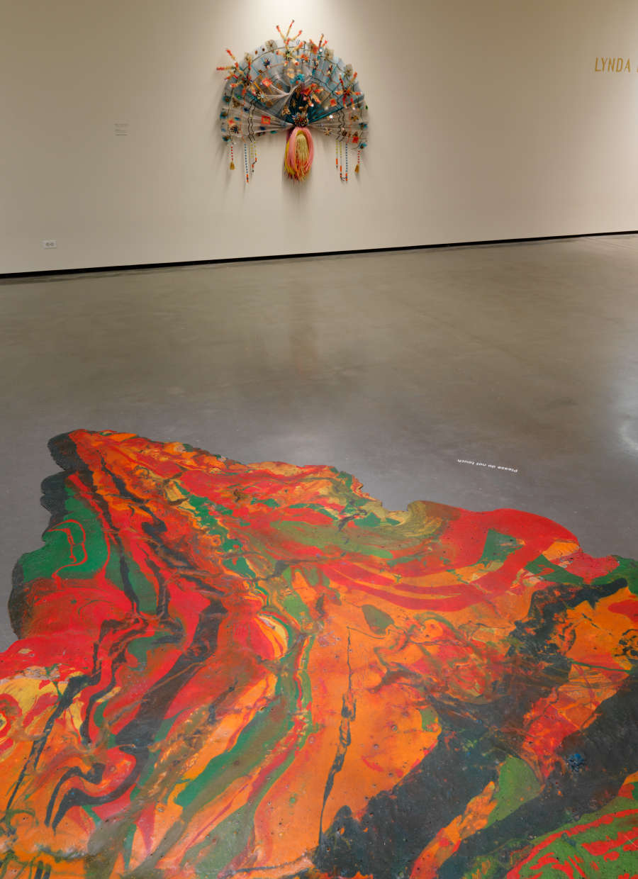 view exhibition image