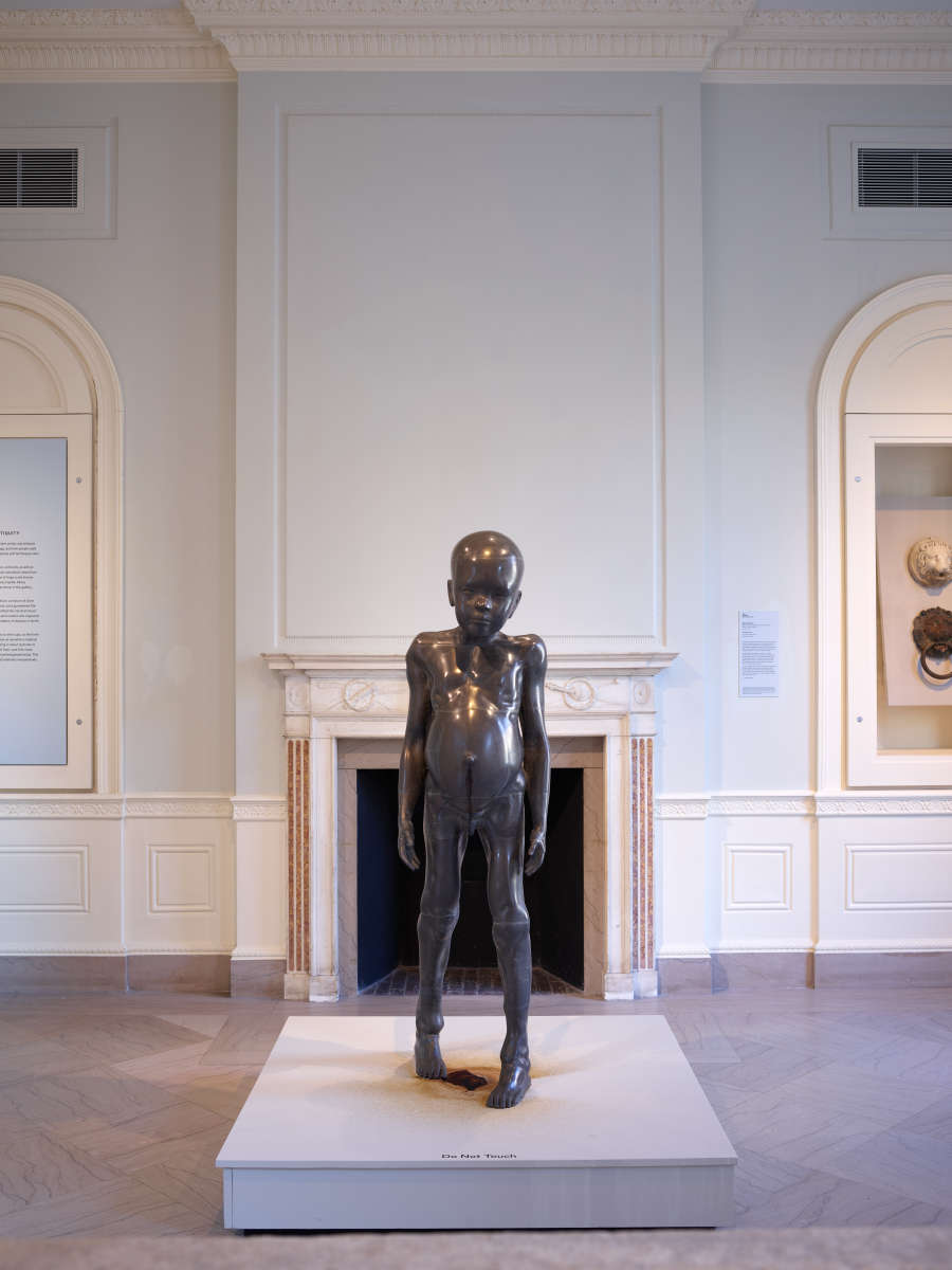 view exhibition image