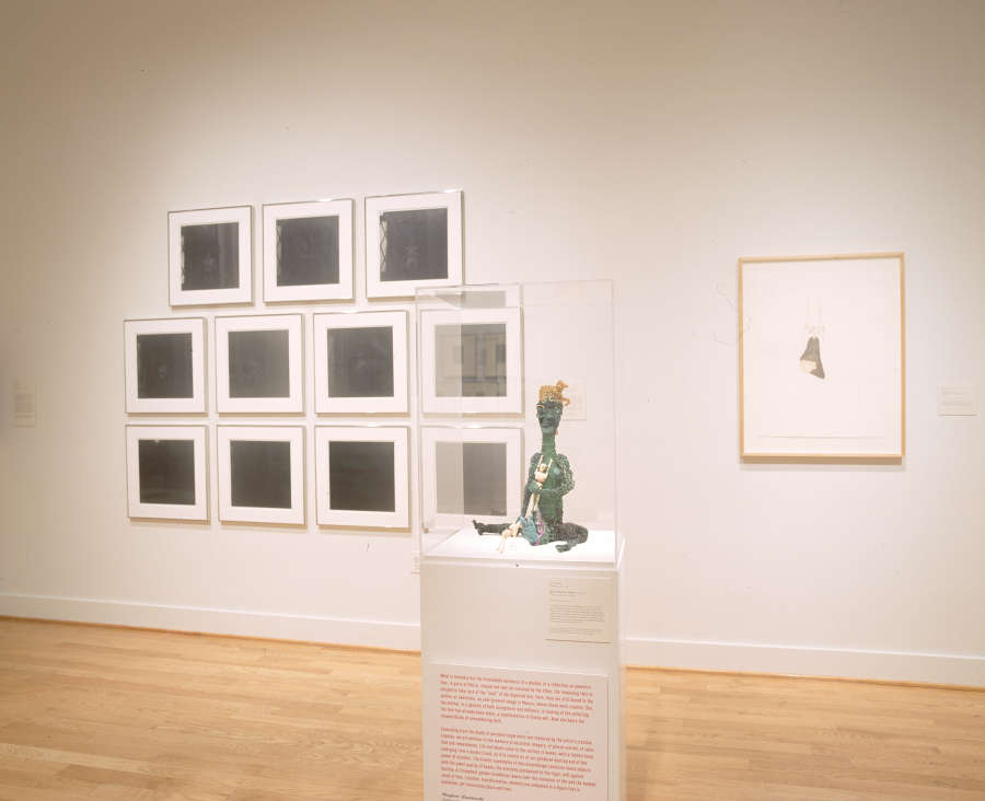 view exhibition image