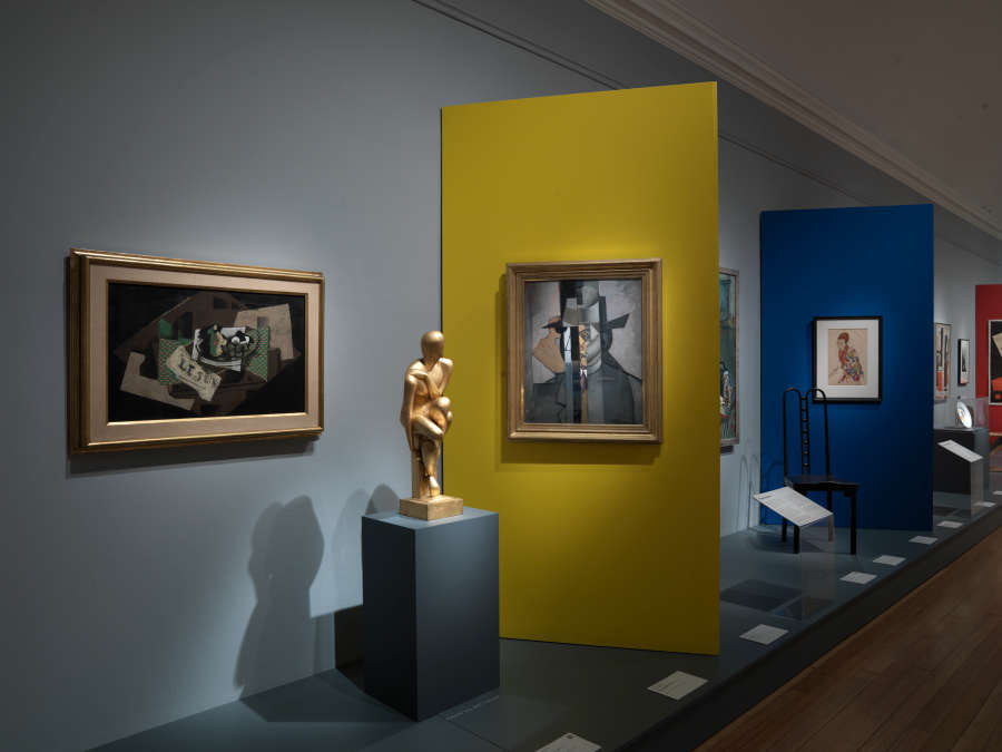 view exhibition image