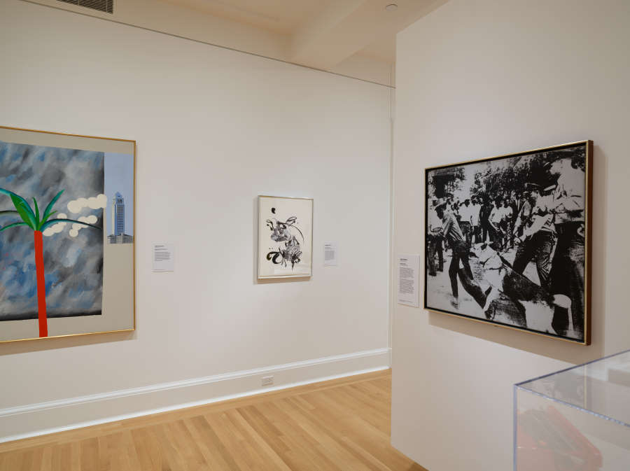 view exhibition image