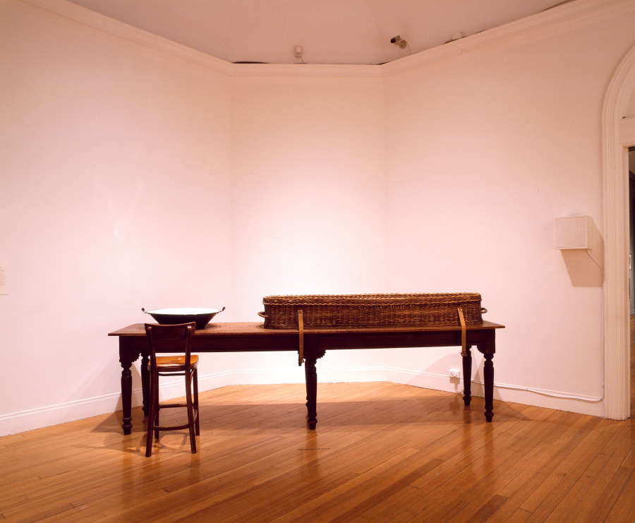 view exhibition image