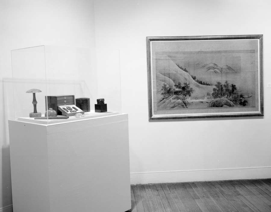 view exhibition image