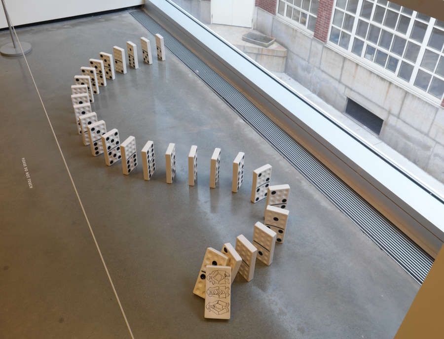 view exhibition image