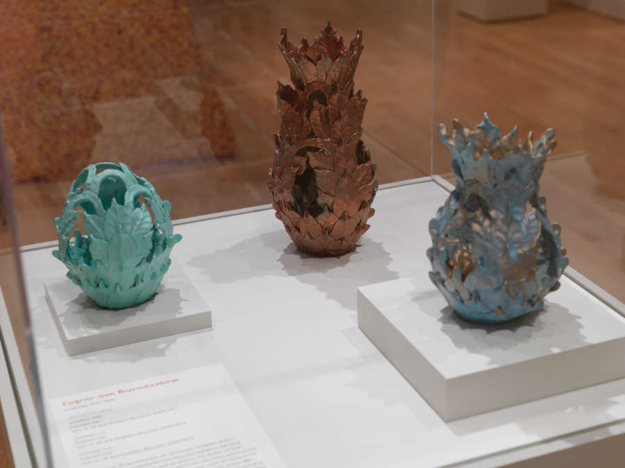 view exhibition image