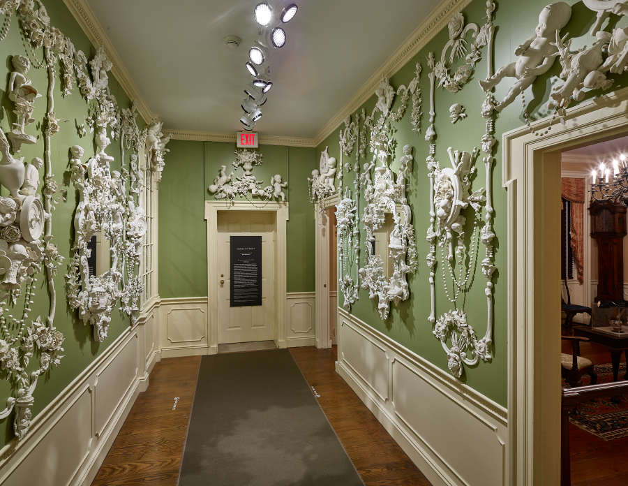 view exhibition image