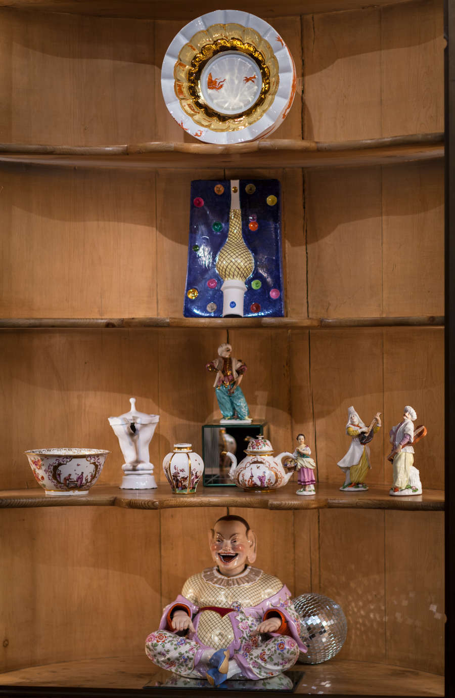 view exhibition image