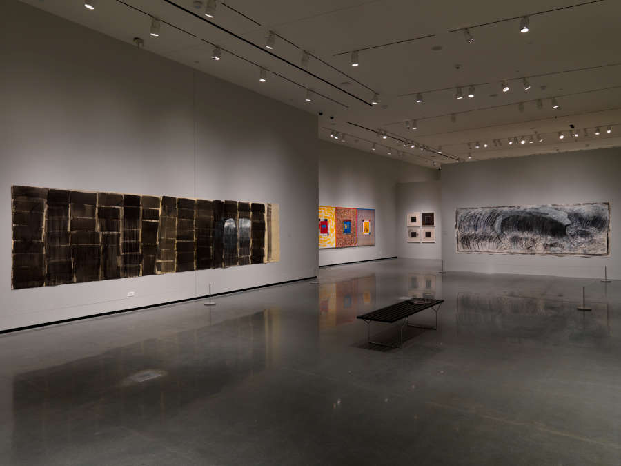 view exhibition image