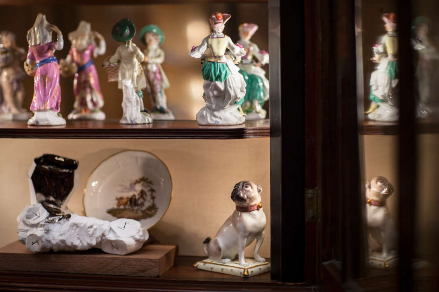 view exhibition image