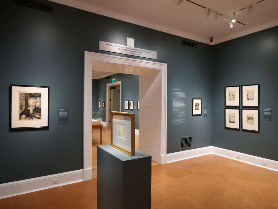 view exhibition image