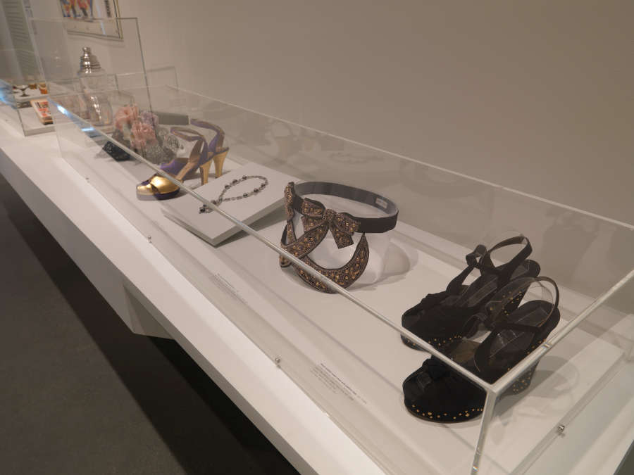 view exhibition image