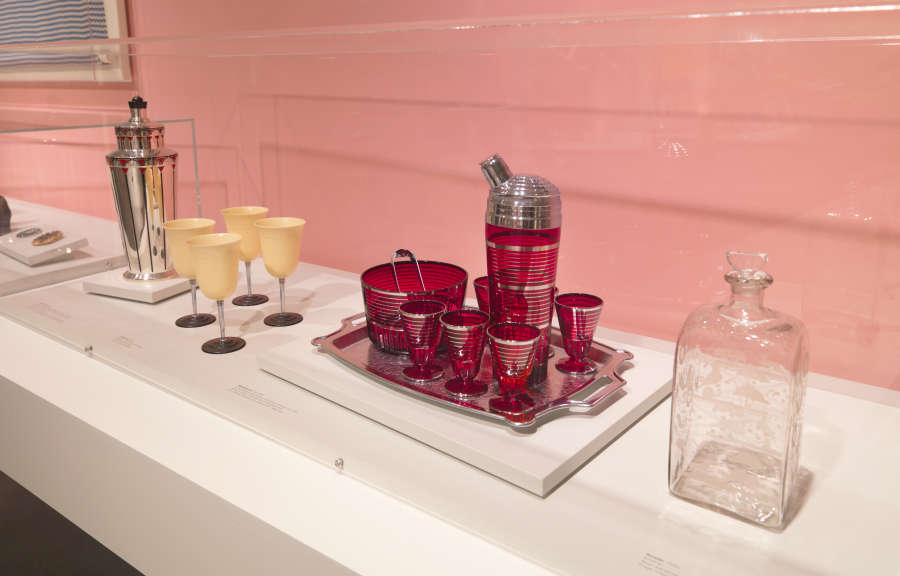 view exhibition image