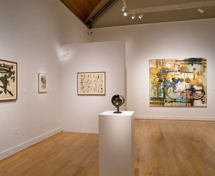 view exhibition image