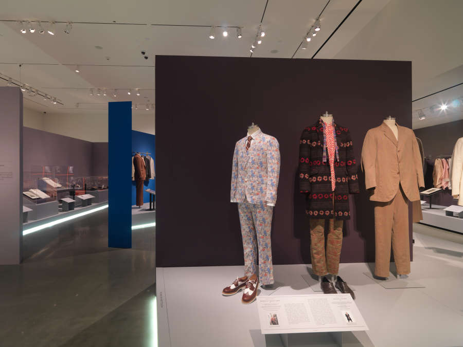 view exhibition image