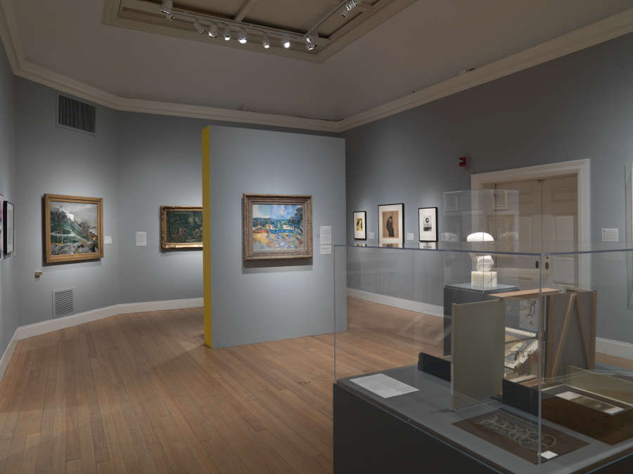 view exhibition image