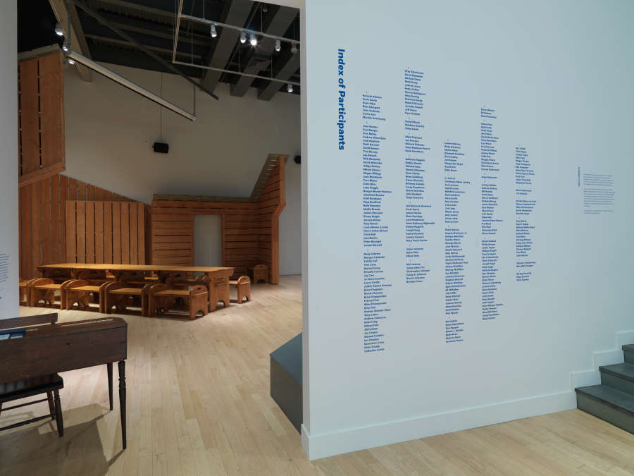 view exhibition image