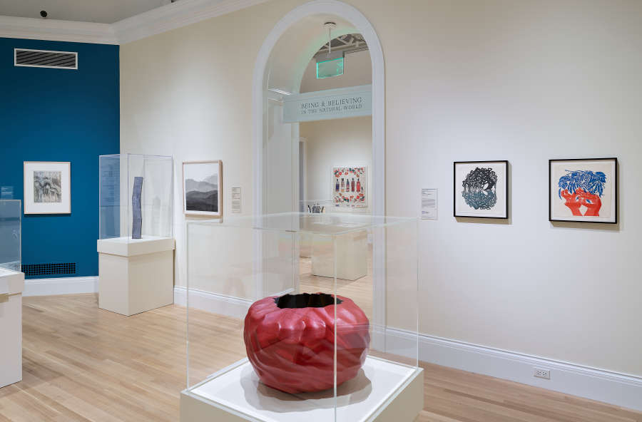 view exhibition image