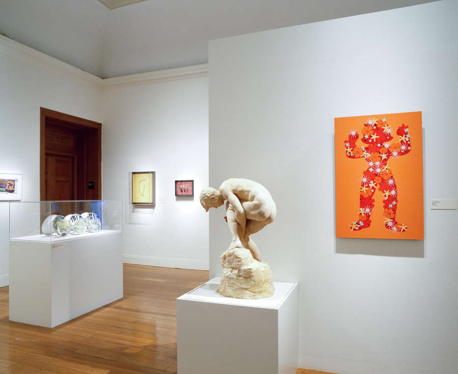 view exhibition image