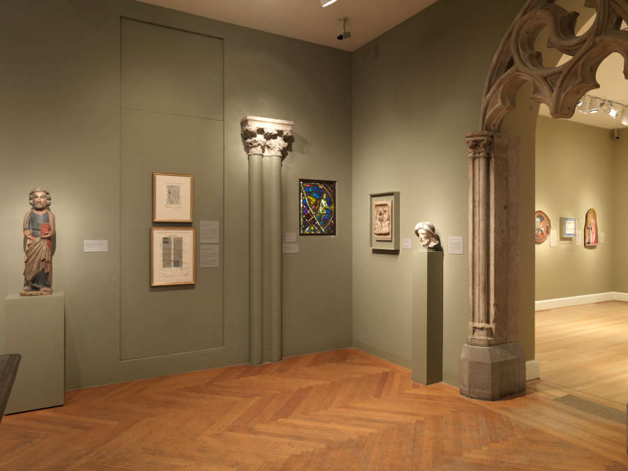 view exhibition image