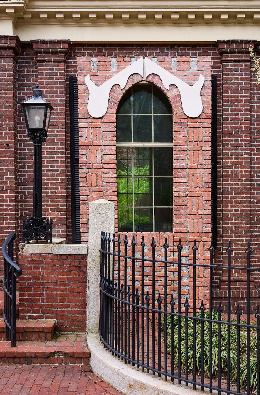 view exhibition image