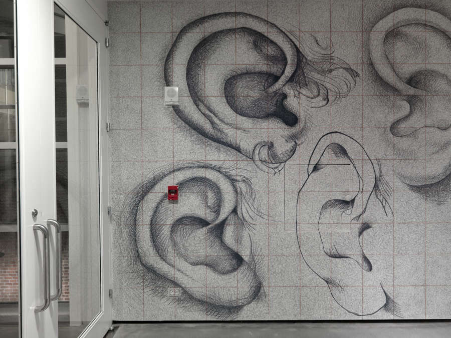 view exhibition image