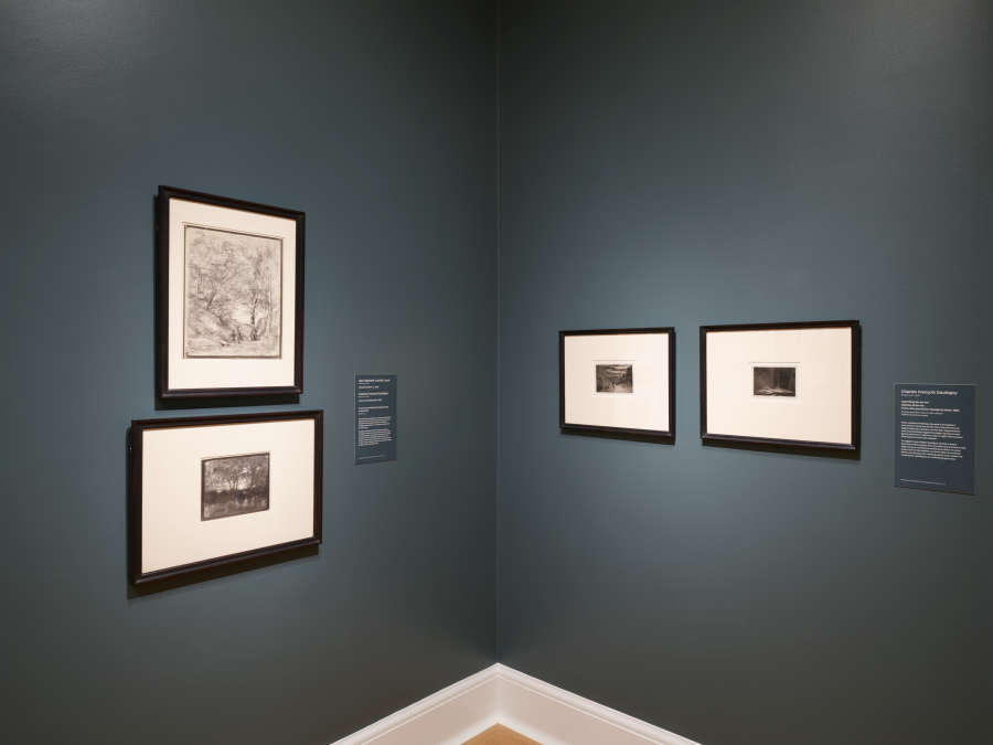 view exhibition image