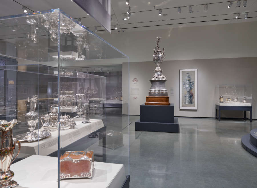 view exhibition image
