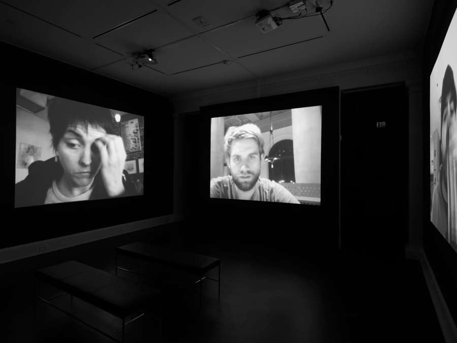 view exhibition image