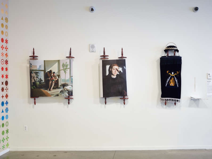 view exhibition image