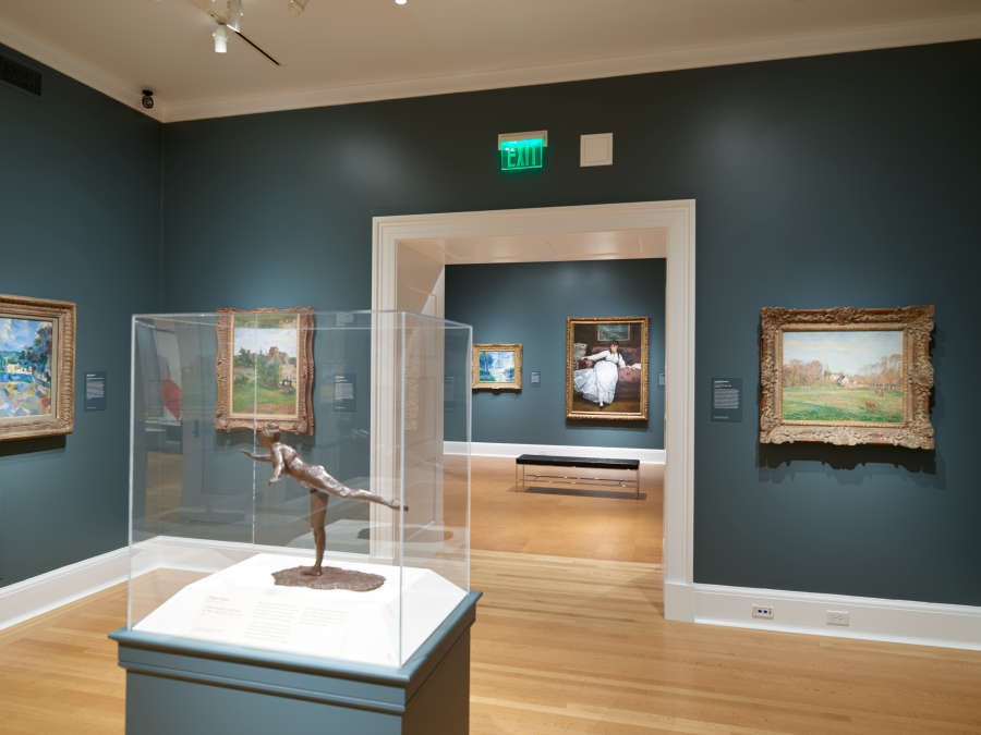 view exhibition image