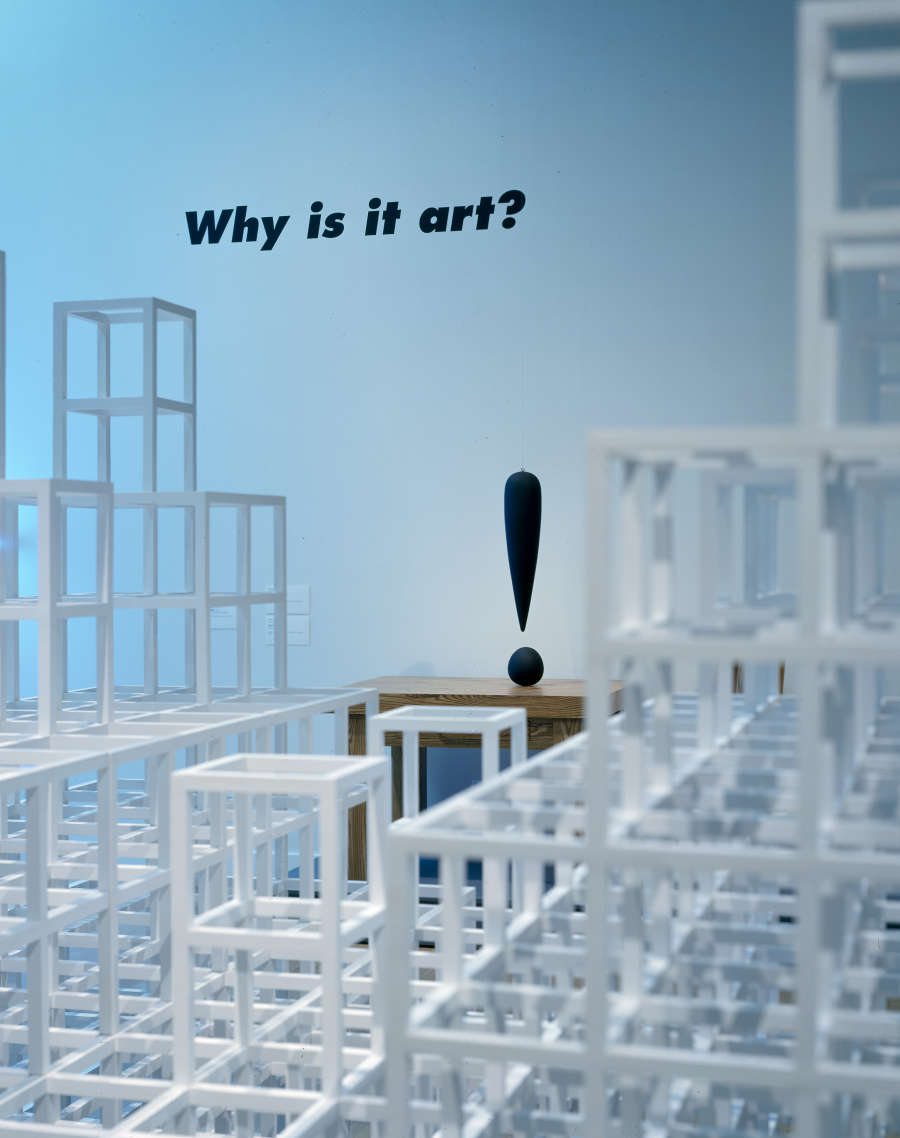 view exhibition image