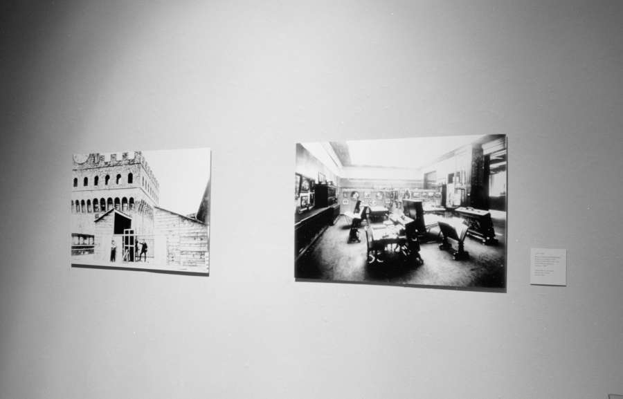 view exhibition image