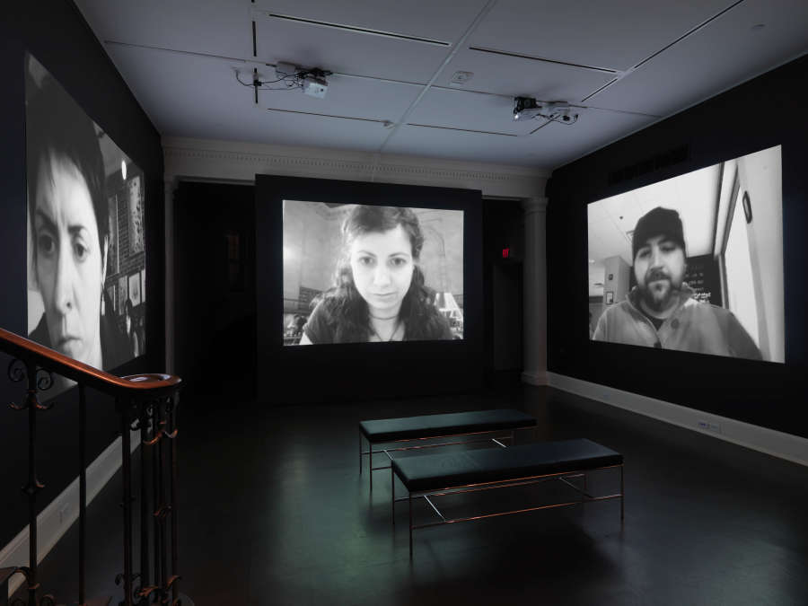 view exhibition image
