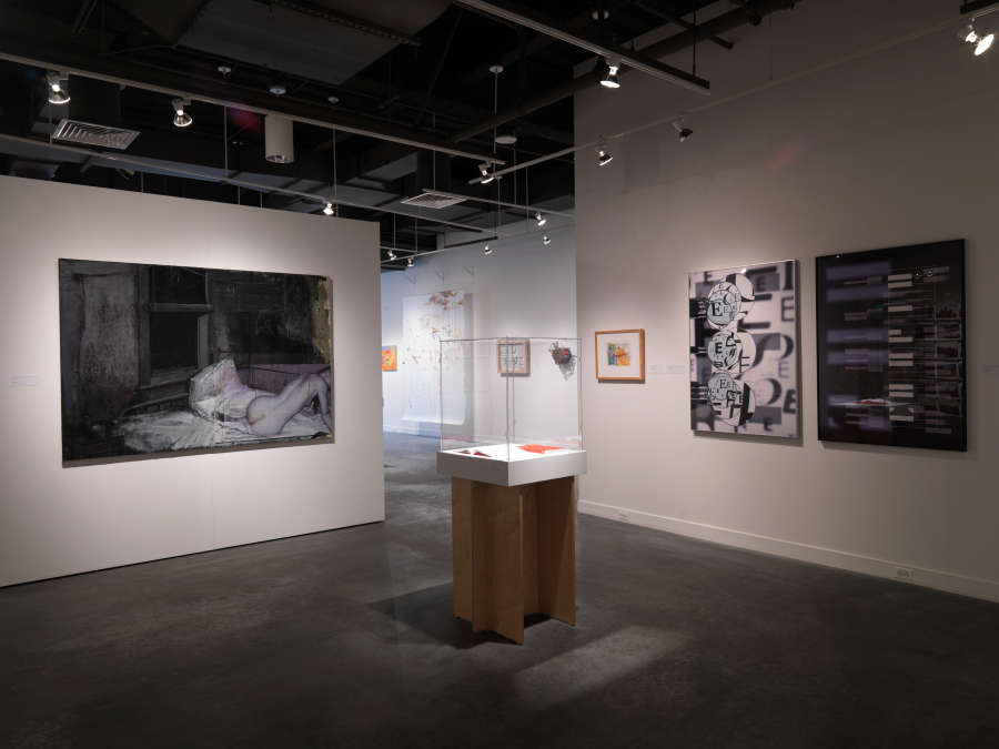 view exhibition image