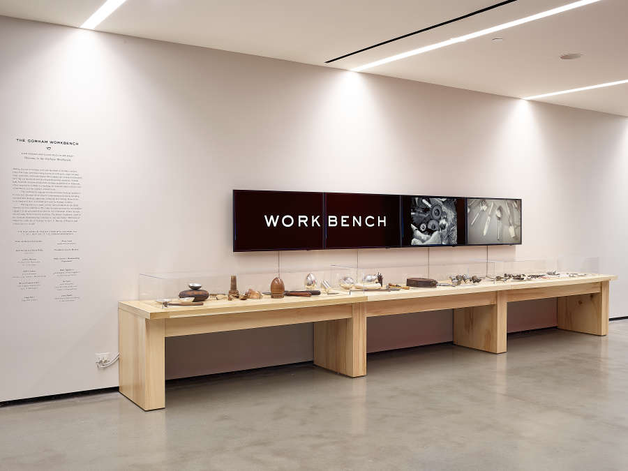 view exhibition image
