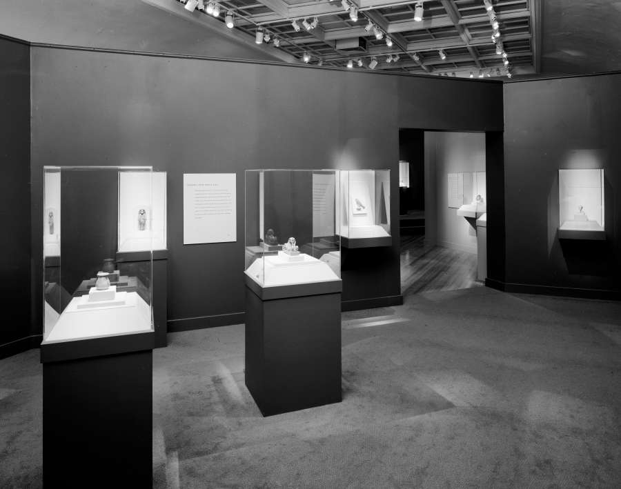 view exhibition image