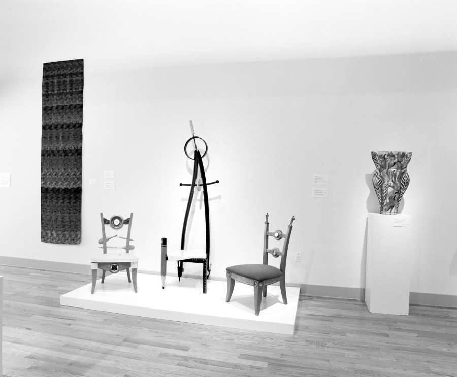 view exhibition image